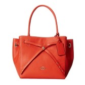 额外9折优惠！Coach 蔻驰 Turnlock Tie 小号真皮手提包 $214.2（1360元）