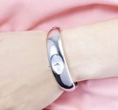 Calvin Klein Exquisite女款时装腕表 $58（约377元）