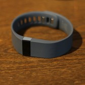 智能伴侣 Fitbit Charge HR 智能手环 $109.99（约723元）