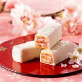 Berne Millefeuille 樱花口味拿破仑巧克力威化6块入 761日元（约44元）