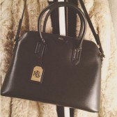 Lauren Ralph Lauren 双排拉链贝壳包 带肩带 £210（约1932元）