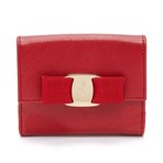 shopbop.com现有Salvatore Ferragamo 手袋钱包钥匙扣等热卖