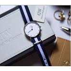 Daniel Wellington 施华洛世奇水晶时尚女表 0908DW