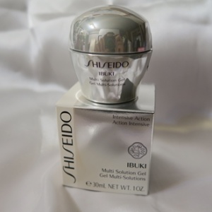 Lookfantastic.cn：白领女性护肤好帮手！Shiseido 资深堂Ibuki 新漾美肌系列产品