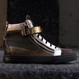 Bluefly：意式性感美鞋，精选Giuseppe Zanotti 鞋履热卖