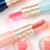 Paul & Joe 萌一脸血的新品！kitty 系列唇膏热卖