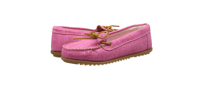 Minnetonka 迷你唐卡 Canvas Moc 女士时尚帆布鞋