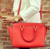 Saks Fifth Avenue：MICHAEL Michael Kors 精选时尚手袋满减高达$175