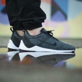 超低价！Nike 耐克 Lunarestoa 2 SE 男士运动鞋 $34.99（约228元）