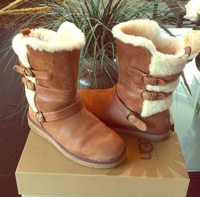 UGG Becket 女士经典搭扣真皮雪地靴