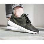 Nike男款绿色Roshe One热卖