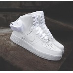 FinishLine.com精选Nike运动鞋清仓促销