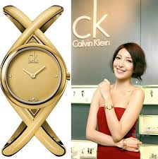 CALVIN KLEIN 女士镀黄金镶钻时装手表 K2L23513