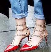Neiman Marcus：Valentino 华伦天奴 精选时尚铆钉鞋等低至6折起