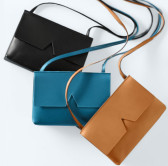 Vince 'Signature Collection - Small' 真皮斜挎小包 $206.98（约1345元）