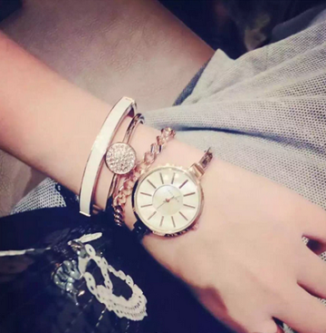Anne Klein AK/1470RGST 女士时装腕表手镯套装