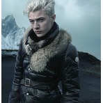 Moncler 保暖服饰打折热卖，反季囤超划算