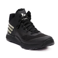 银泰百货 酷黑实战！限小码：adidas阿迪达斯 Bounce系列训练鞋