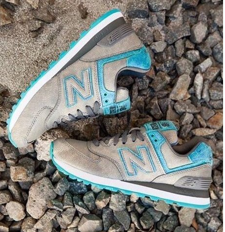 成人可穿！New Balance 574 Mineral Glow大童款复古跑鞋