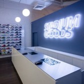 全球服务最好的球鞋寄售店铺------Stadium Goods