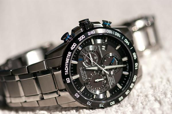 CITIZEN 西铁城 光动能钛合金男表 AT4010-50E
