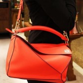 Saks Fifth Avenue：Loewe 精选时尚手袋直享9折