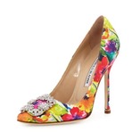Manolo Blahnik	彩色 Hangisi 高跟鞋打折热卖