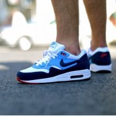 乐天国际：Nike Air，Adidas 等运动潮鞋店铺，运费立减1千日元，可叠加优惠券