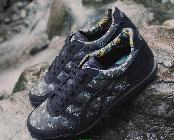 Onitsuka Tiger 鬼冢虎 Ultimate 81 中性款休闲鞋
