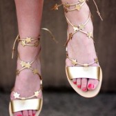 Neiman Marcus：Loeffler Randall 爆款绑带美鞋等满额送高达$500礼卡