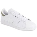 adidas女款真皮Stan Smith两色热卖