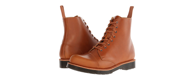 Dr. Martens Charlton 8-Eye Toe 男款马丁靴