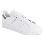 adidas白色女款真皮Stan Smith平底鞋热卖