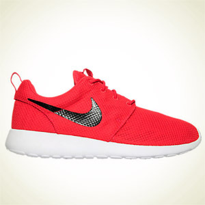 FinishLine：Nike Roshe One男士跑步鞋