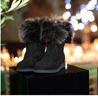 奢华皮草版！UGG Collection Lora 女士保暖雪地靴