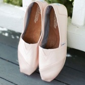 Sierra Trading Post：Toms 女士帆布平底鞋满$100享8折