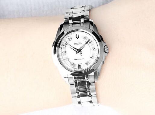 Bulova 宝路华 珍珠母贝+镶钻女表 96P115