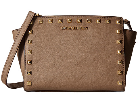 Michael Kors 中号铆钉真皮耳朵包
