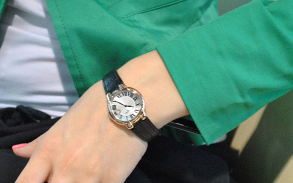 Raymond Weil 蕾蒙威 Jasmine佳茗5229-PC5-01659 女士时装腕表