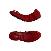 Tod's 三色可选超好穿芭蕾平底鞋$240（约1680元）