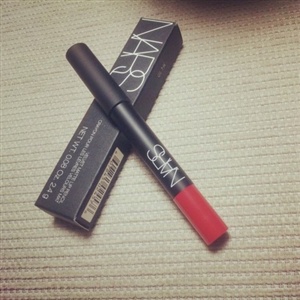 Neiman Marcus US：NARS Velvet Matte Lip Pencil丝绒迷雾唇笔
