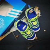 Adidas 阿迪达斯 小海马小童运动鞋 好价2194日元（约142元起）