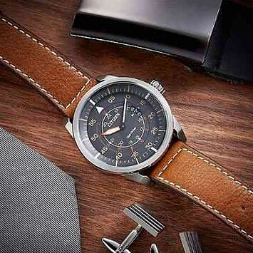 直邮好价！Citizen 西铁城 男款光动能飞行表 AW1361-10H
