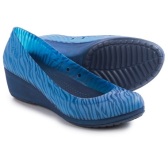 8码福利！Crocs Carlisa Animal Graphic 女款舒适坡跟果冻鞋 $10（约71元）