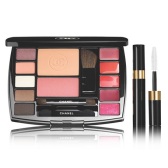 Chanel 香奈儿限量旅行彩妆盘 $95（约676元）