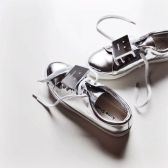 Nordstrom：Acne Studios 小方块笑脸鞋和尖头踝靴 6折促销热卖！