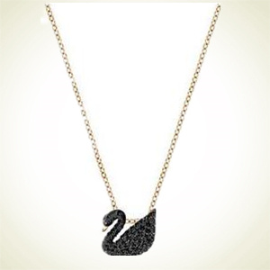 eBay：礼物首选 Swarovski 施华洛世奇 黑天鹅水晶项链