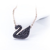 礼物首选||Swarovski 施华洛世奇 黑天鹅水晶项链 $61.79（约446元）