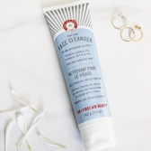 First Aid Beauty 卸妆修复洁面乳 142g ￡10.5（约91元）