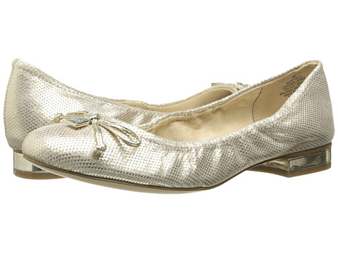 Anne Klein Petrica 女士真皮平底鞋